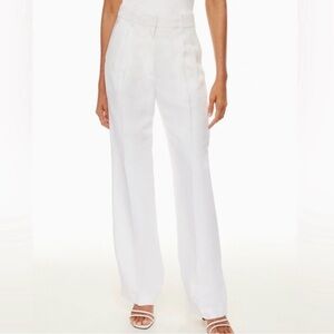 Aritzia The Effortless Pant Linen - White - Size 8 (fits smaller: more like 4-6)